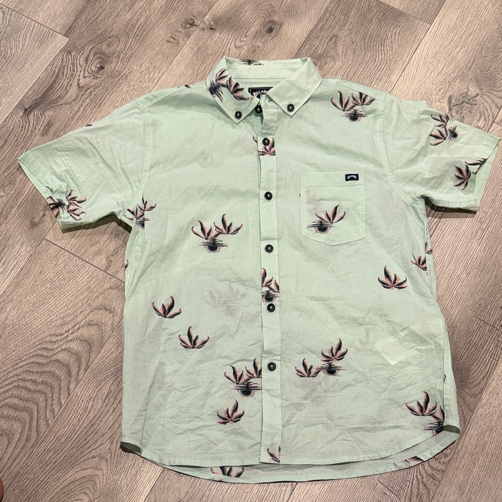 Billabong Mint Green Short-Sleeve Button-Down with Floral Print
